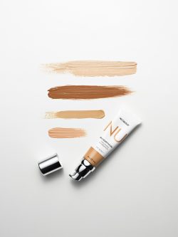 Nu Colour Bioadaptive* BB+ Skin Loving Foundation Sand AANBIEDING