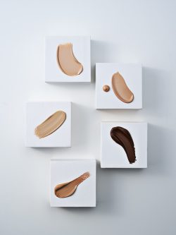 Nu Colour Bioadaptive* BB+ Skin Loving Foundation Sand AANBIEDING - Afbeelding 2